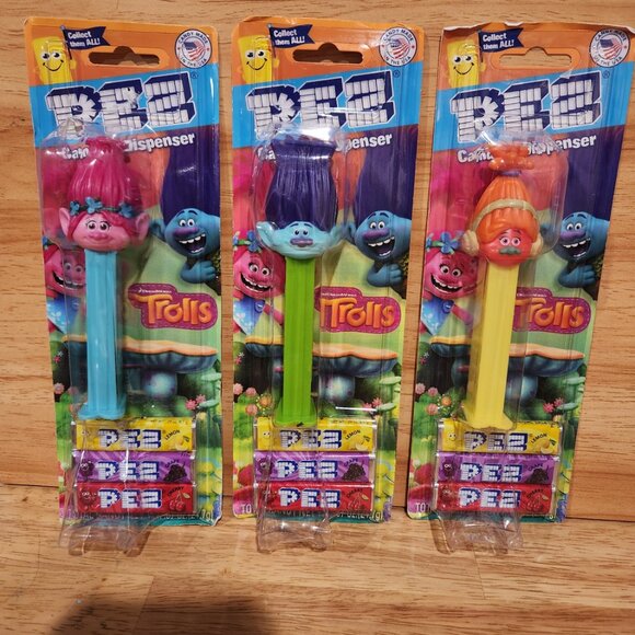 Pez Lot 3 TROLLS ~ DJ Suki, Poppy, Branch Pez Dispensers Carded Released 2024 - Picture 2 of 9